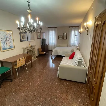 Renzo's House דירה קיוג'ה